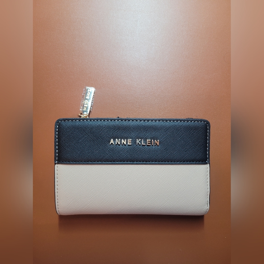 Anne Klein Bifold Wallet With GOLD Zipper